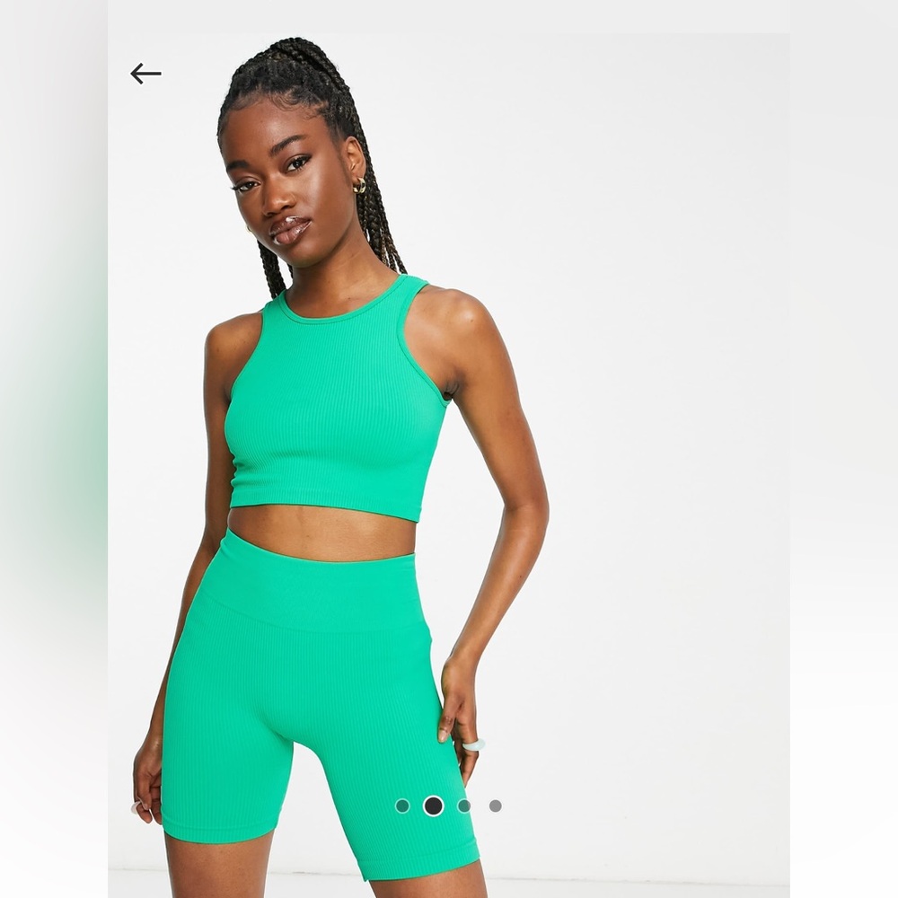 Pull&Bear - seamless ribbed legging shorts & crop top in green